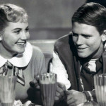 The Lost Art of Old-Fashioned Conversations